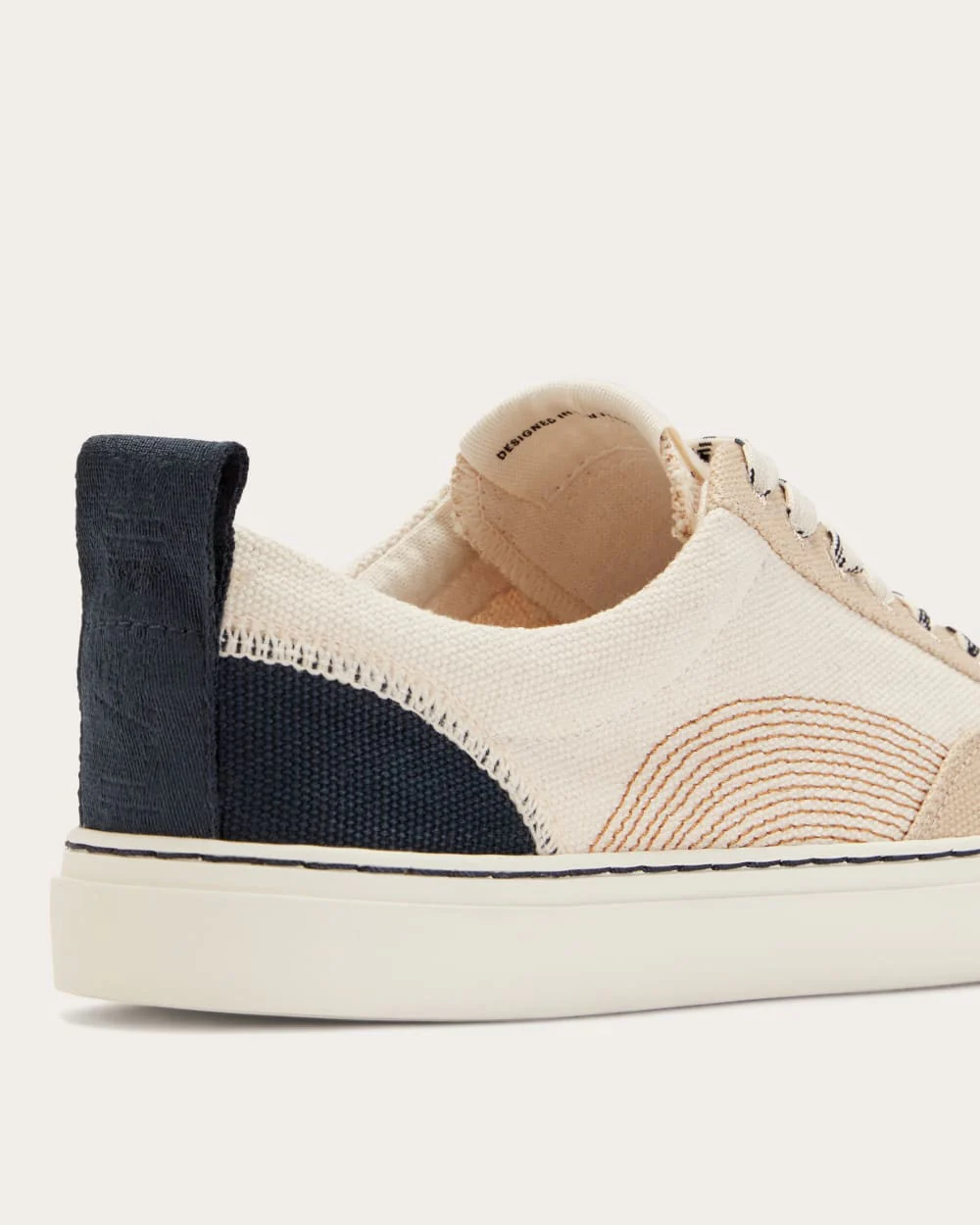 La Chaussure Tread-Bare | Toile Naturelle / Saphir Sombre / Huile d'Argan