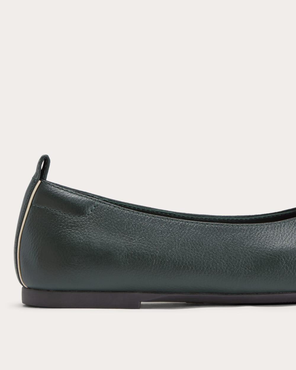 La Gant du Jour | Scarab