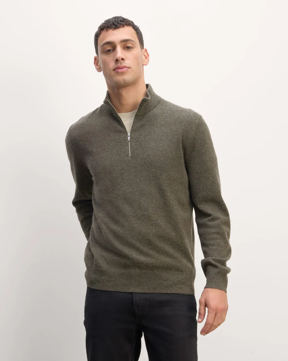 Le pull à fermeture éclair quart-zip en cachemire | Vert armée melé