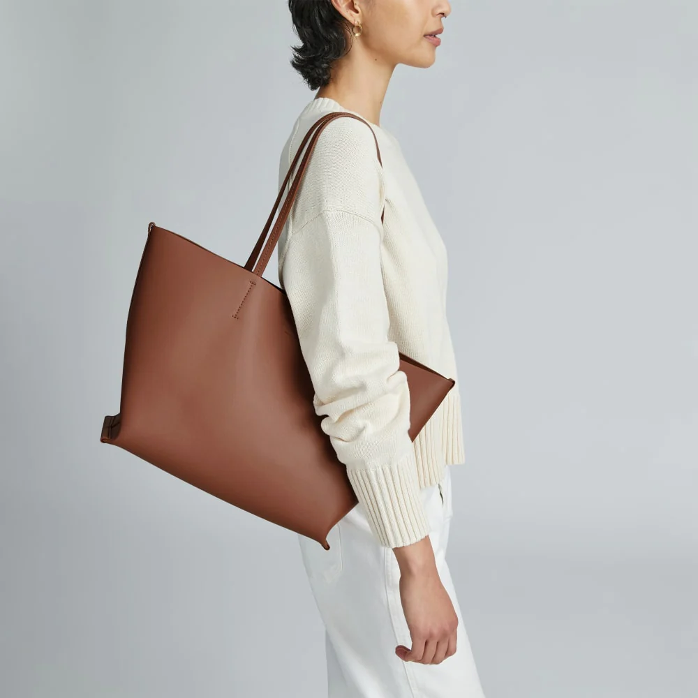 Le grand sac à main en cuir italien Luxe | Cognac