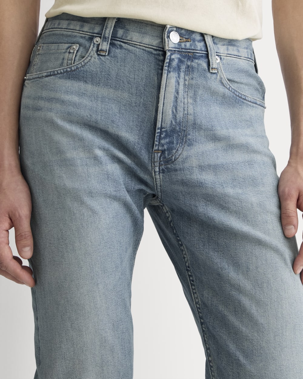 Le Jean Droit à Étiquette | Longbay