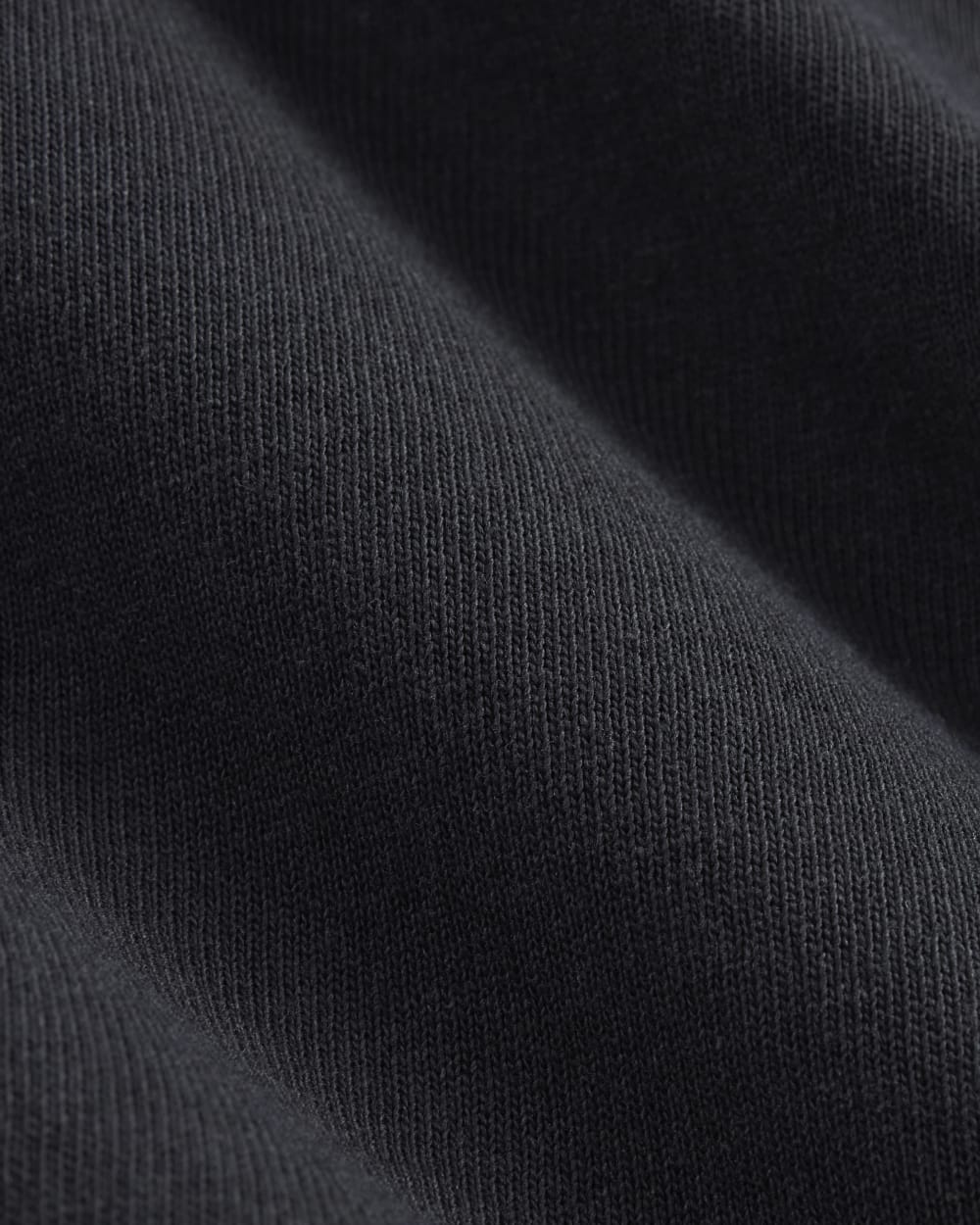 Le T-shirt à poche de poids supérieur | Uniforme | Noir