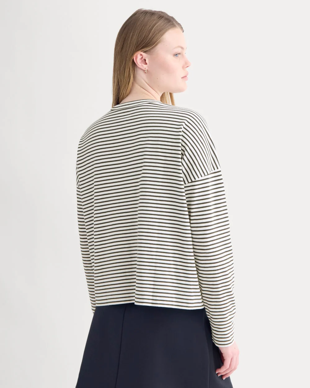 Pull-over oversize à col rond en coton essentiel | Bone / Rayure noir pirate