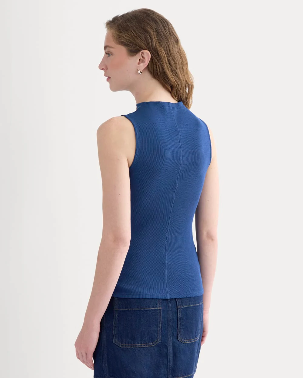 Le haut à col en forme de entonnoir à rayures Luxe | Bleu Estate