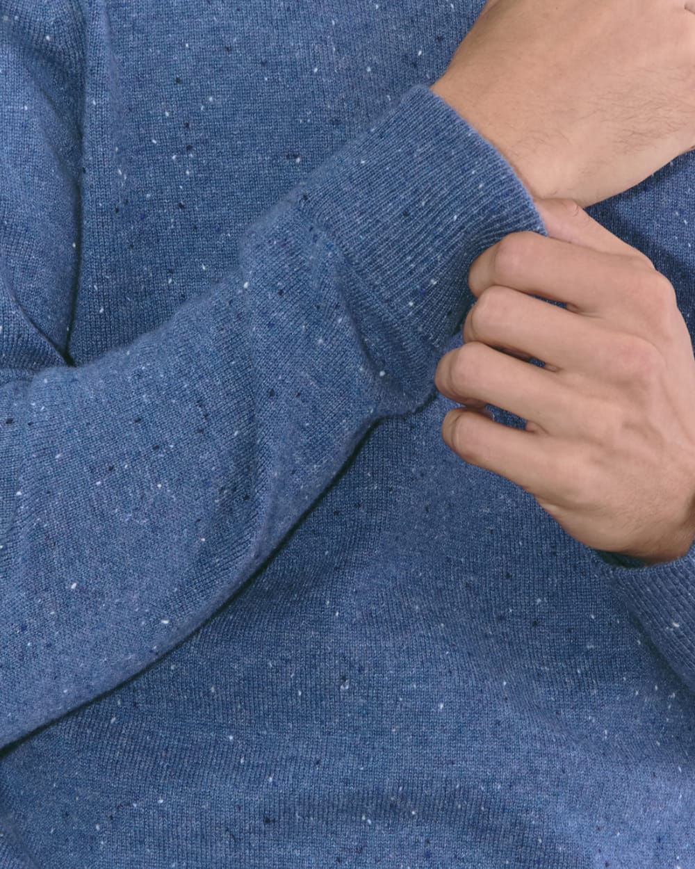 Le Pull Col Rond en Cachemire | Blue Donegal