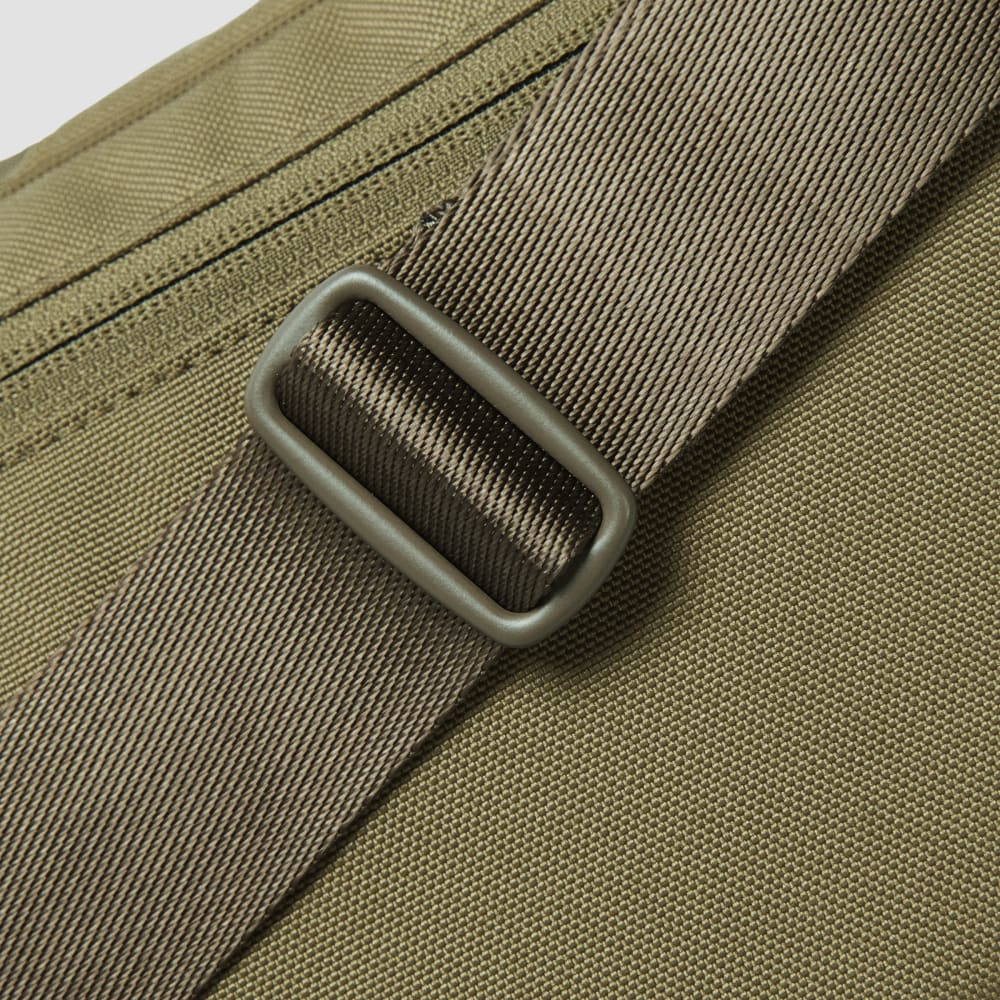 Le sac à bandoulière Renew Transit | Nutria / Hêtre