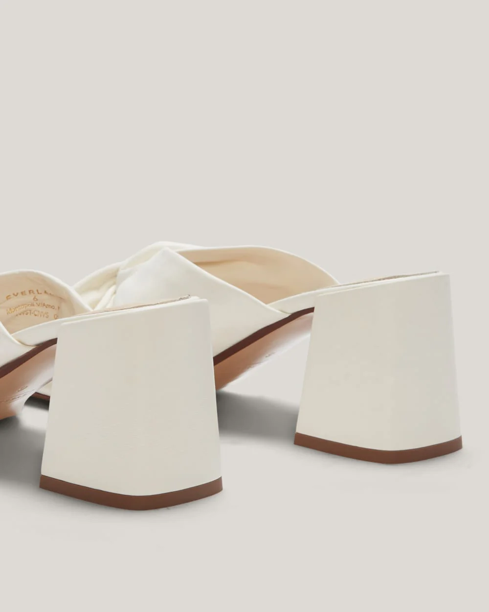 Le Day Twist Heel | Toile