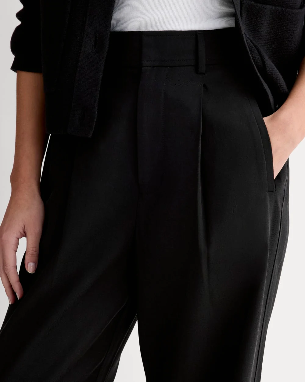 Le Pantalon Plissé The Draper en Buttersmooth | Noir | 81 cm de longueur intérieure